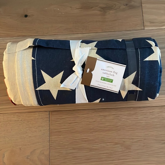 COPY - Pottery Barn American Flag Tablecloth, NWOT - Picture 2 of 11
